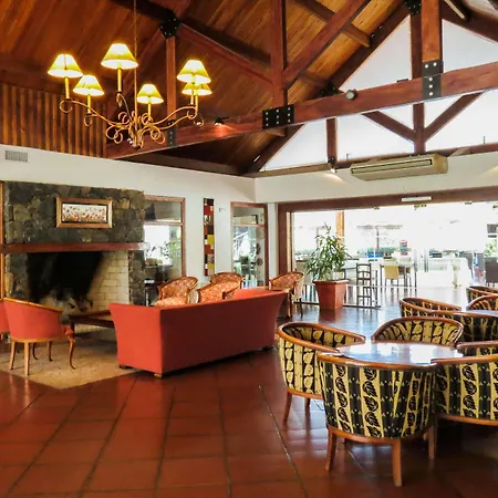 Howard Johnson Hotel & Spa Villa General Belgrano-2